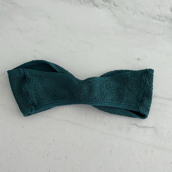 EVERYTHING BUT water, swimsuit set. - Picture 3 of 3